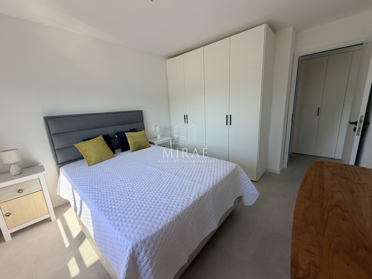 Apartamento ID.232 - Unidad de 2 dormitorios  esquinera 