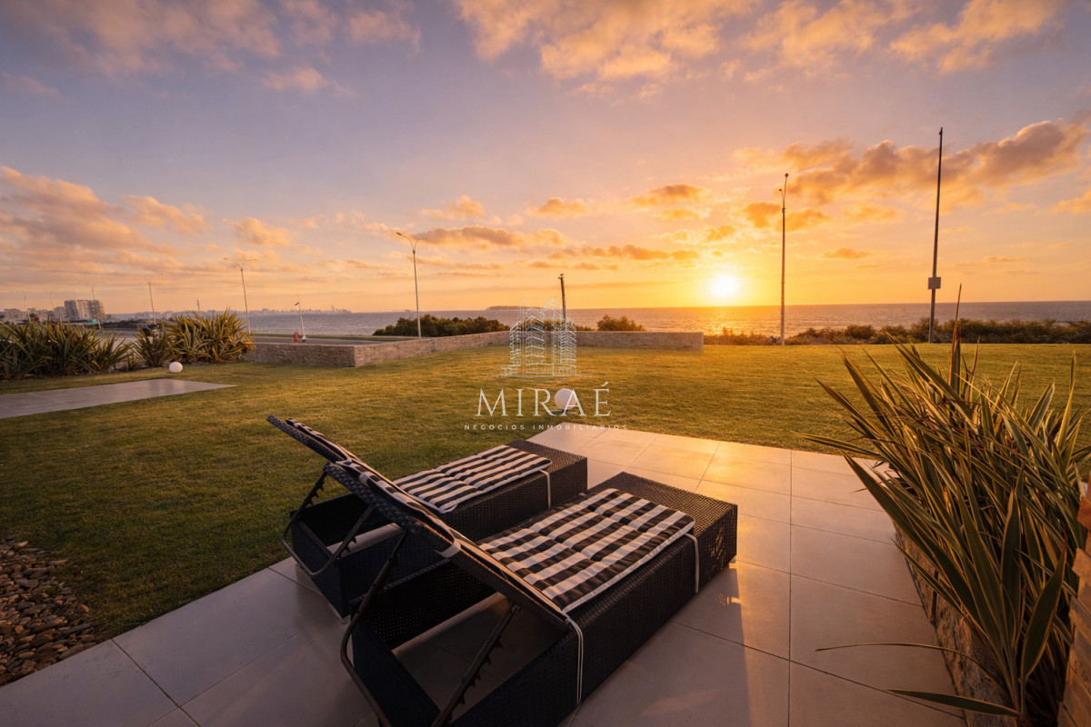 Apartamento ID.281 - Apartamento en alquiler 2 dormitorios, 2 baños primera linea de playa mansa 