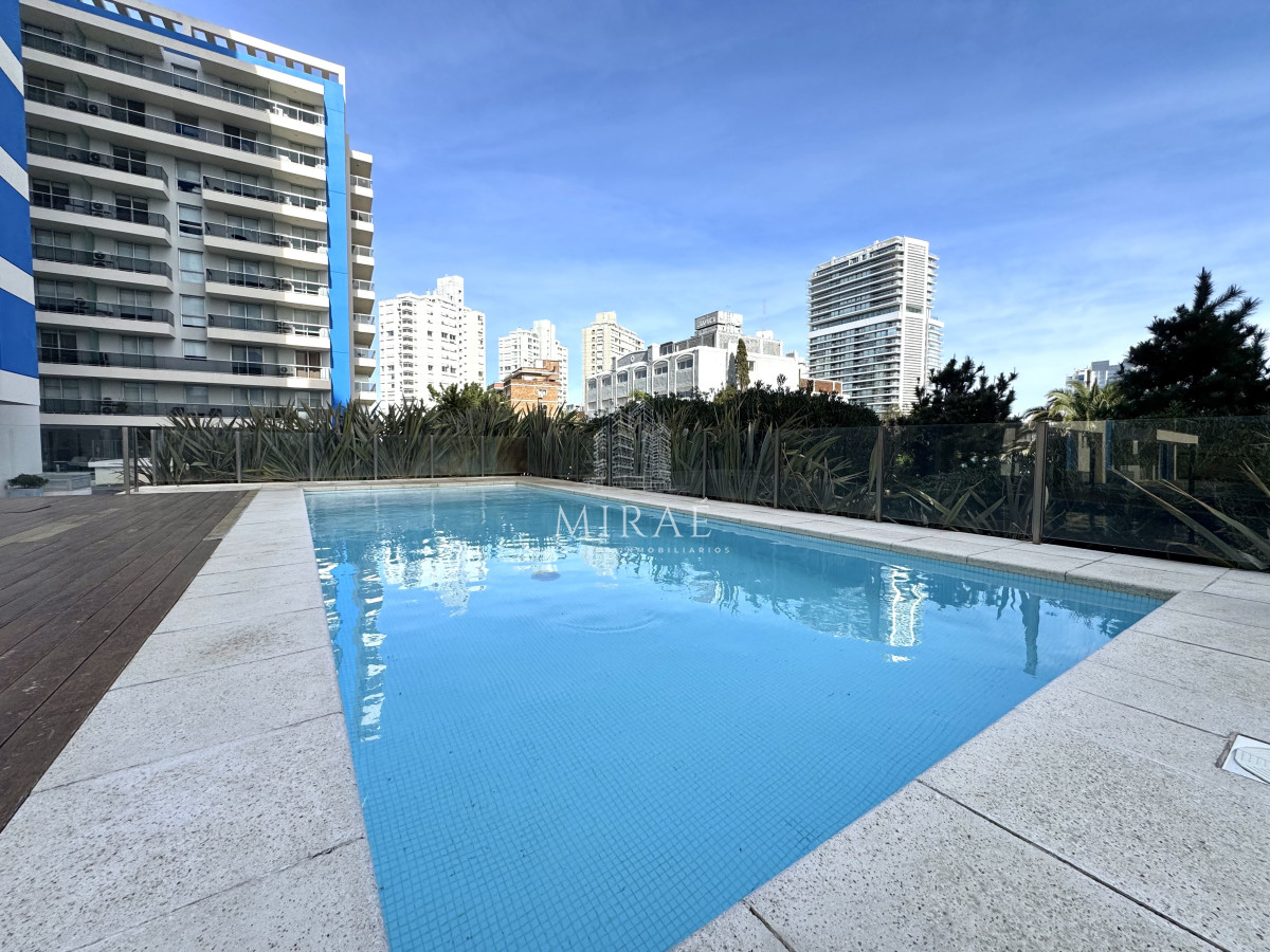 Apartamento ID.175 - Apartamento 2 dormitorios 2 baños  con vista al mar 