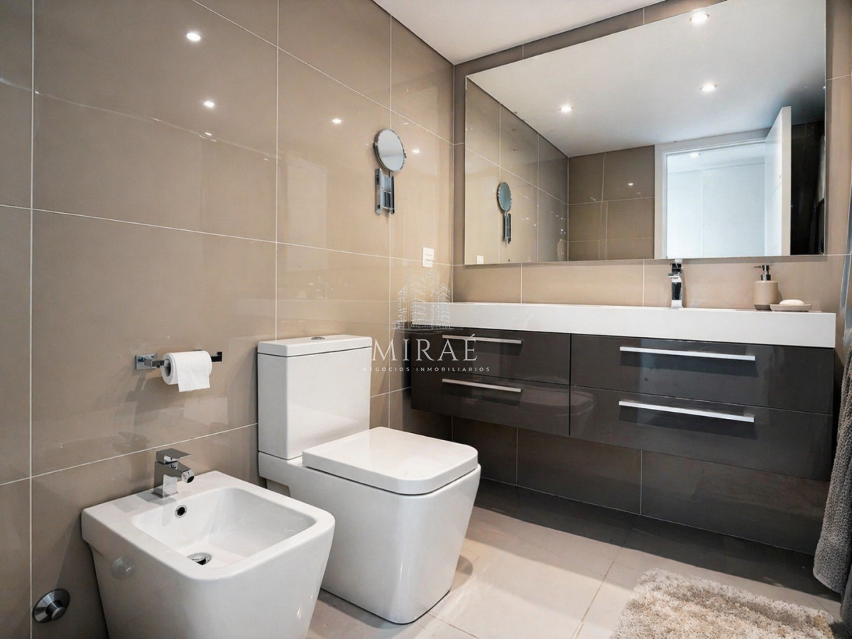 Apartamento ID.281 - Apartamento en alquiler 2 dormitorios, 2 baños primera linea de playa mansa 