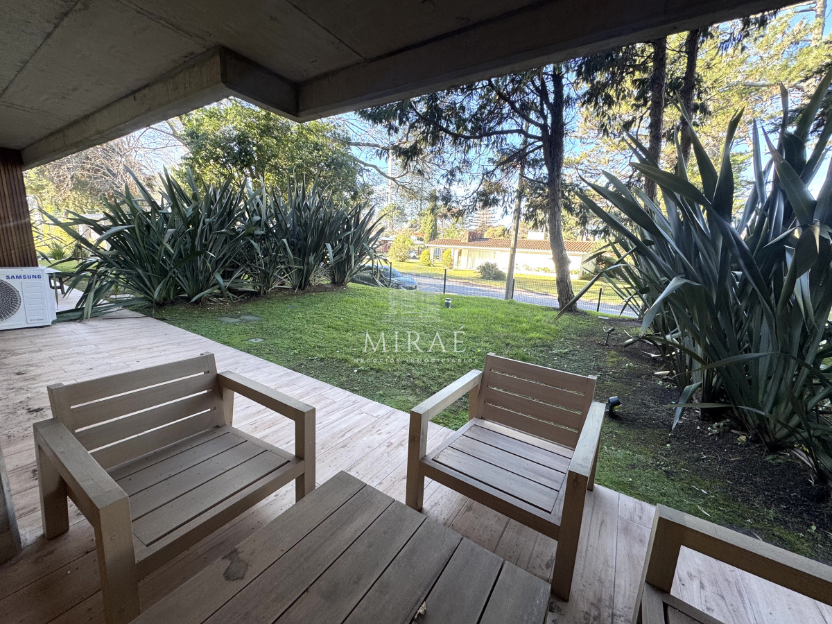 Apartamento ID.2 - Apartamento 2 dormitorios, 2 baños con jardín.