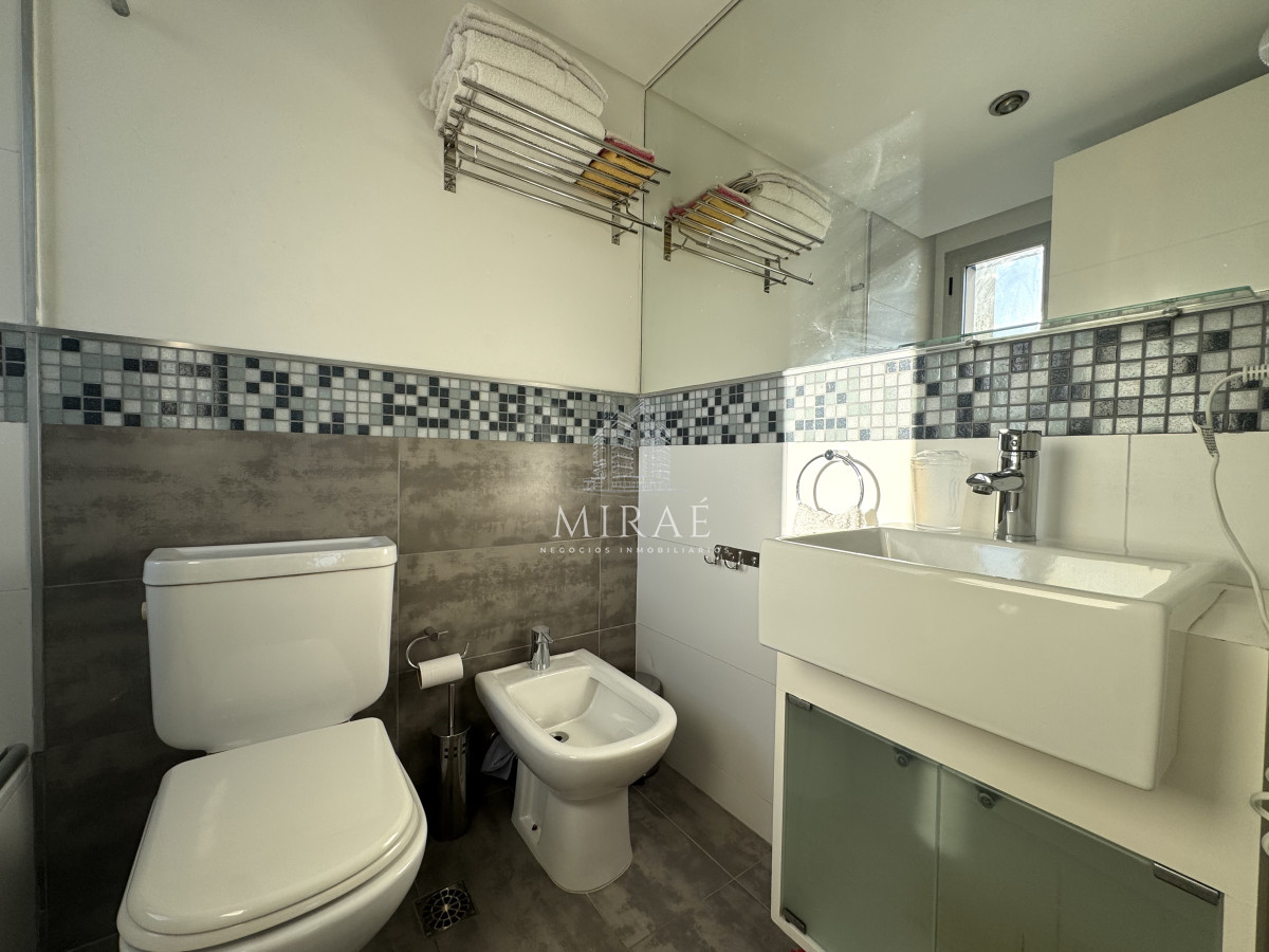 Apartamento ID.112 - Apartamento 2 dormitorio 2 baños  con vista al mar 