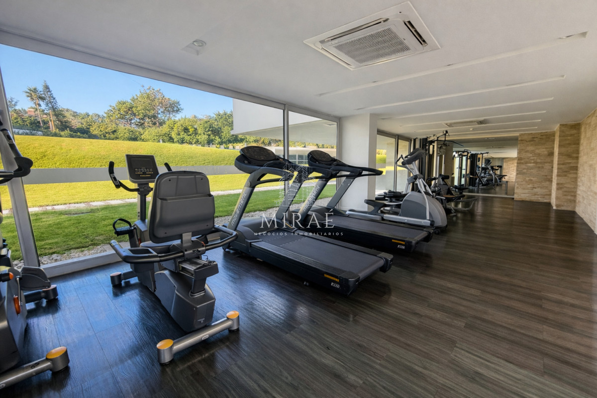 Apartamento ID.281 - Apartamento en alquiler 2 dormitorios, 2 baños primera linea de playa mansa 