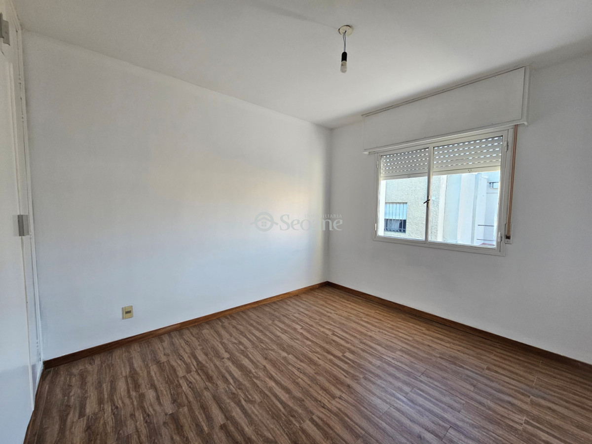 Apartamento ID.557 - Caramuru y Motivos de Proteo - Proximo al mar y servicios, con cochera