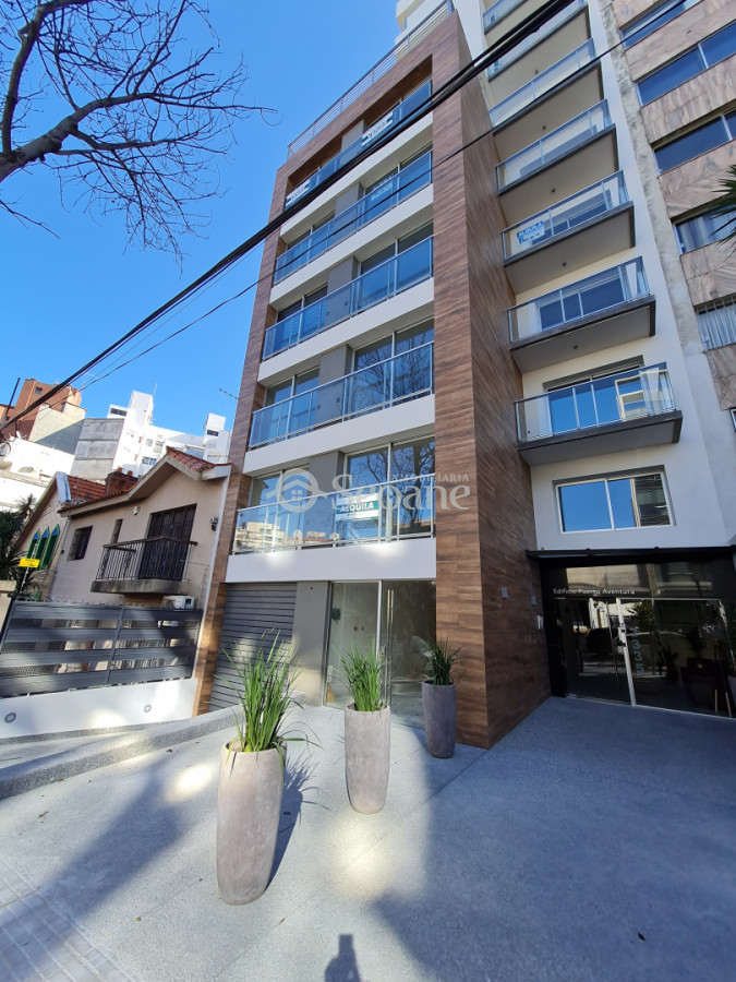 Apartamento ID.381 - Proximo A Wtc, Finamente Equipado, Piso Alto, Garaje
