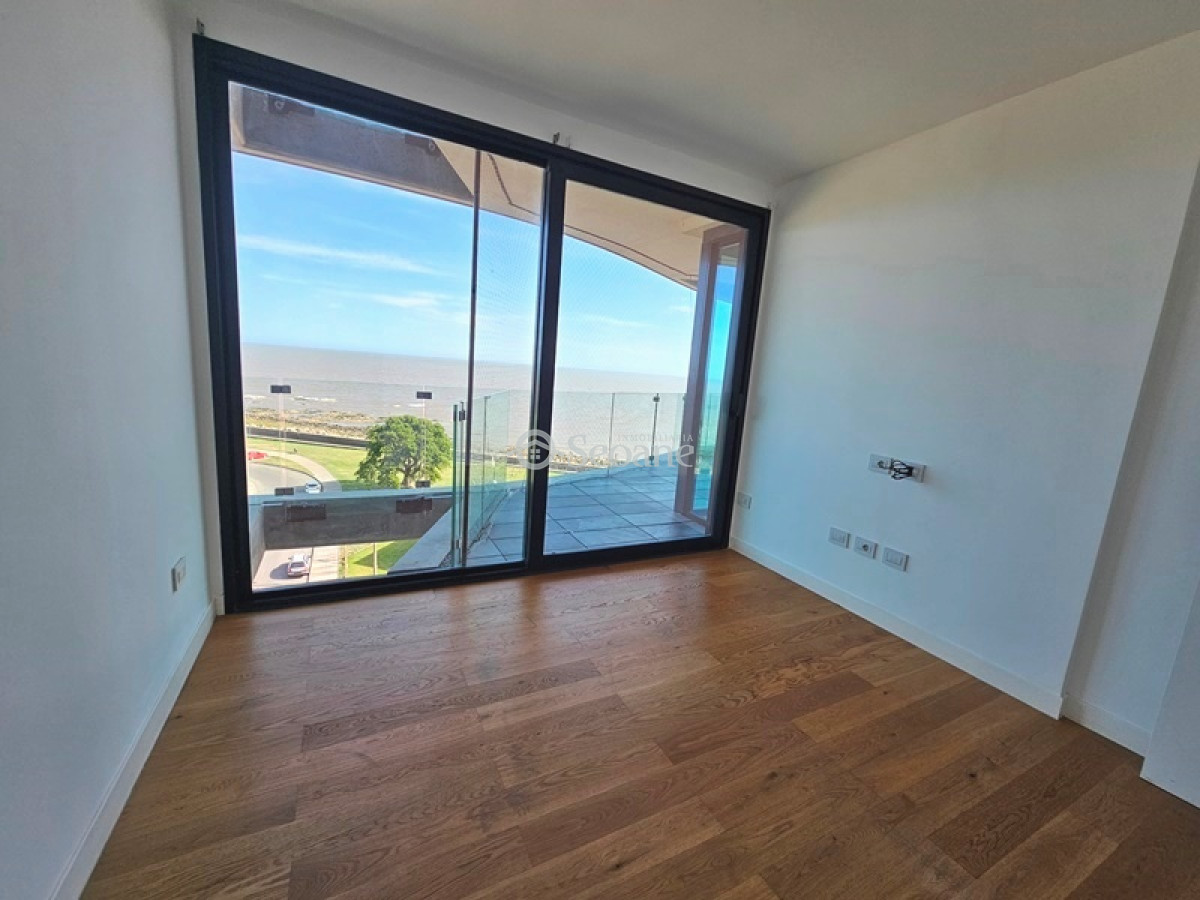 Apartamento ID.407 - Forum - Vista Al Mar, Piso Alto, Garaje - CON RENTA