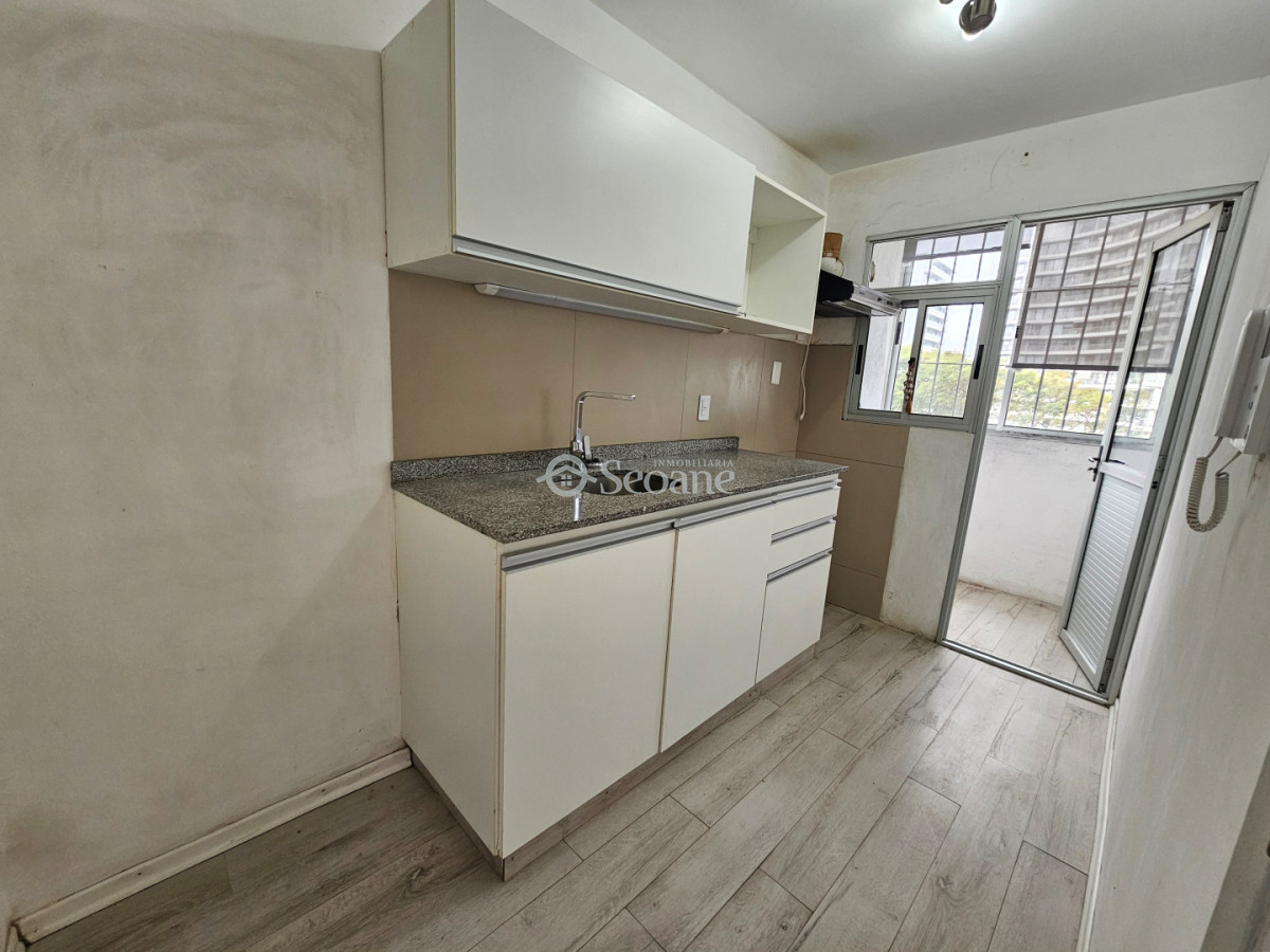 Apartamento ID.245 - Al Frente, Luminoso, Estanislao Lopez Y C Del Uruguay