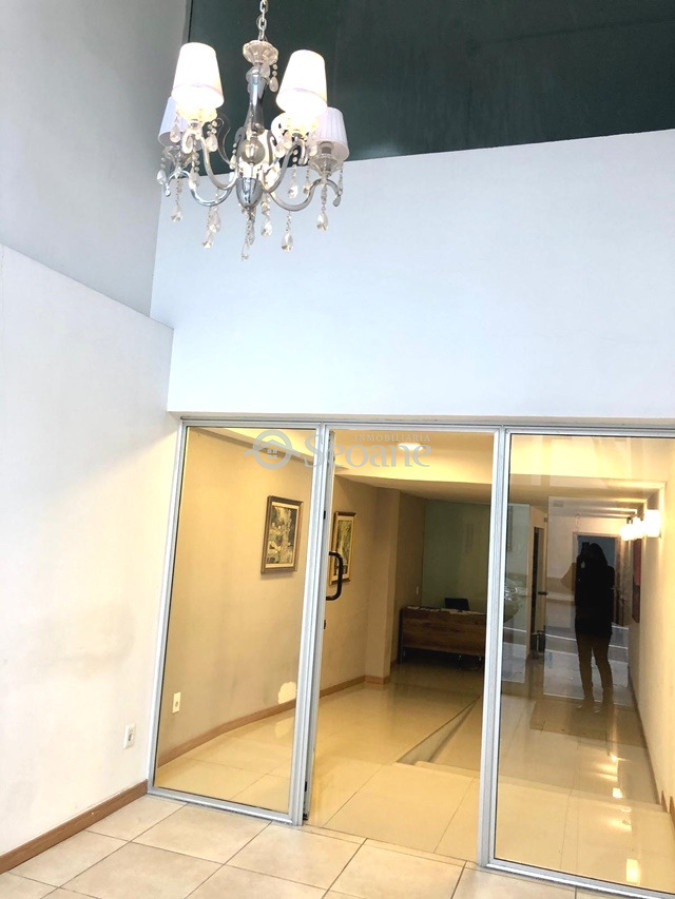 Apartamento ID.169 - Piso Alto, A Pasos De La Universidad, Uruguay Y F. Crespo
