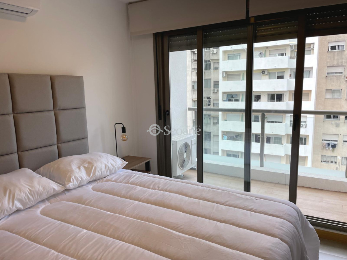 Apartamento ID.565 - Chucarro Y Av Brasil, al frente, con terraza, amoblado