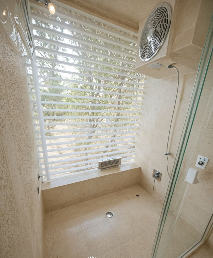 Apartamento ID.562 - Constituyente y Gaboto, al frente, con garaje