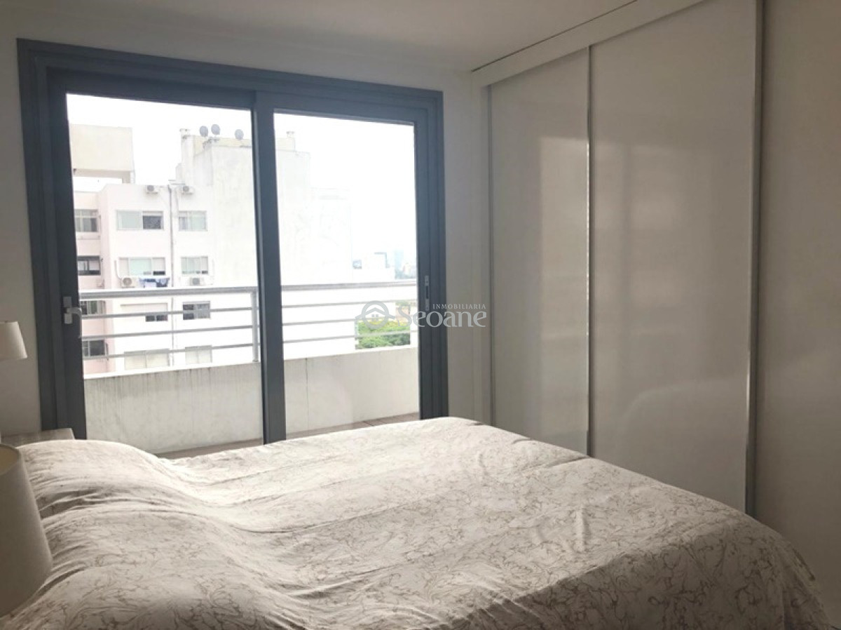 Apartamento ID.449 - A Pasos Del Golf Amoblado, Excelente Terraza Con Parrillero