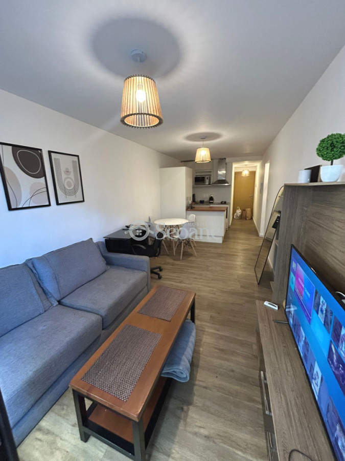 Apartamento ID.268 - Verdi, Próximo A Rambla Y Servicios, Patio Uso Exclusivo