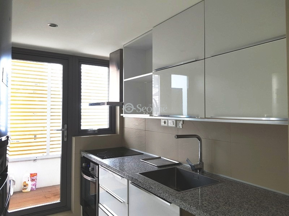 Apartamento ID.449 - A Pasos Del Golf Amoblado, Excelente Terraza Con Parrillero