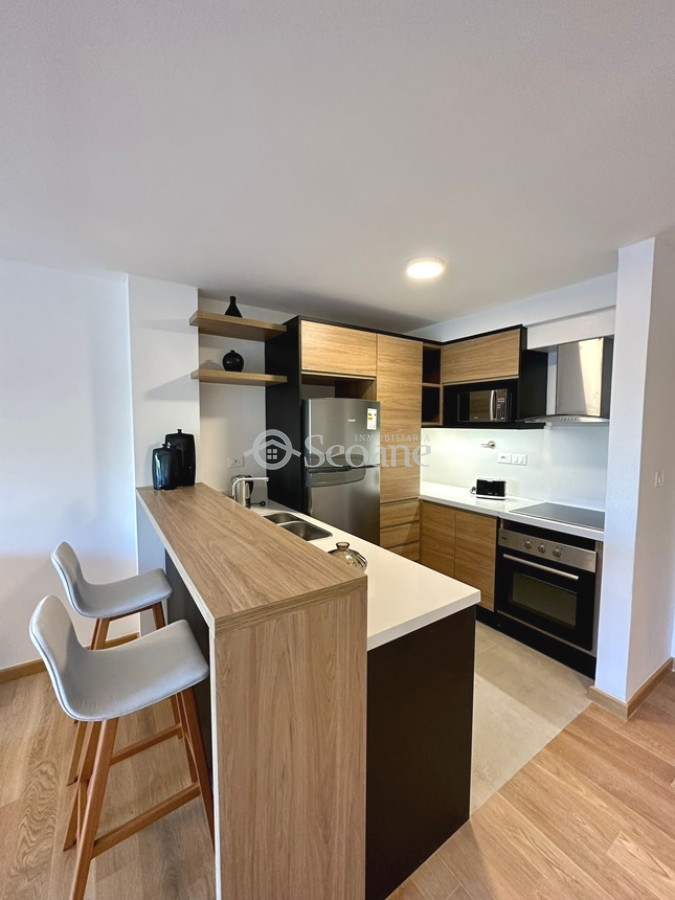 Apartamento ID.532 - 21 De Setiembre Y Zudañez. Piso Alto - Finamente amoblado