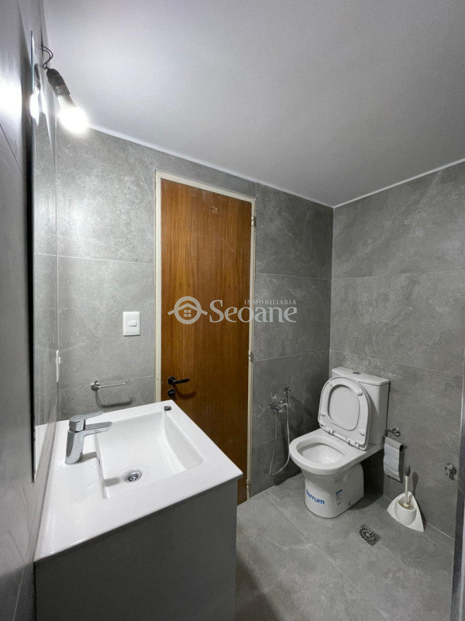 Apartamento ID.341 - Bvar España Y Ellauri -  Cocina Definida