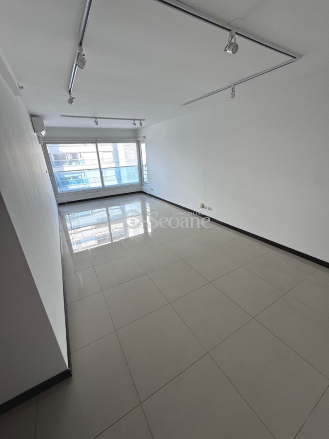 Apartamento ID.564 - Diamantis  - Piso Alto Vista al mar, parrillero, Garaje