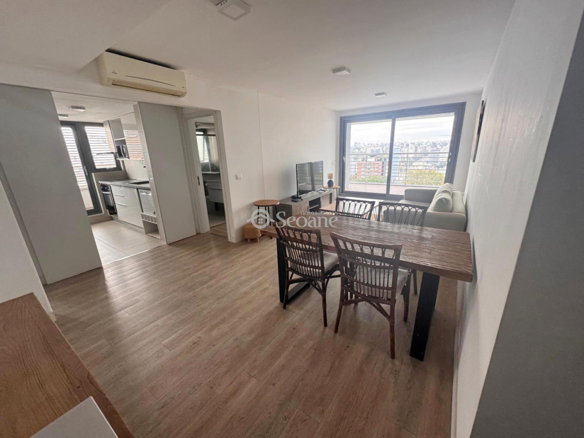 Apartamento ID.449 - A Pasos Del Golf Amoblado, Piso Alto - Excelente Terraza Con Parrillero