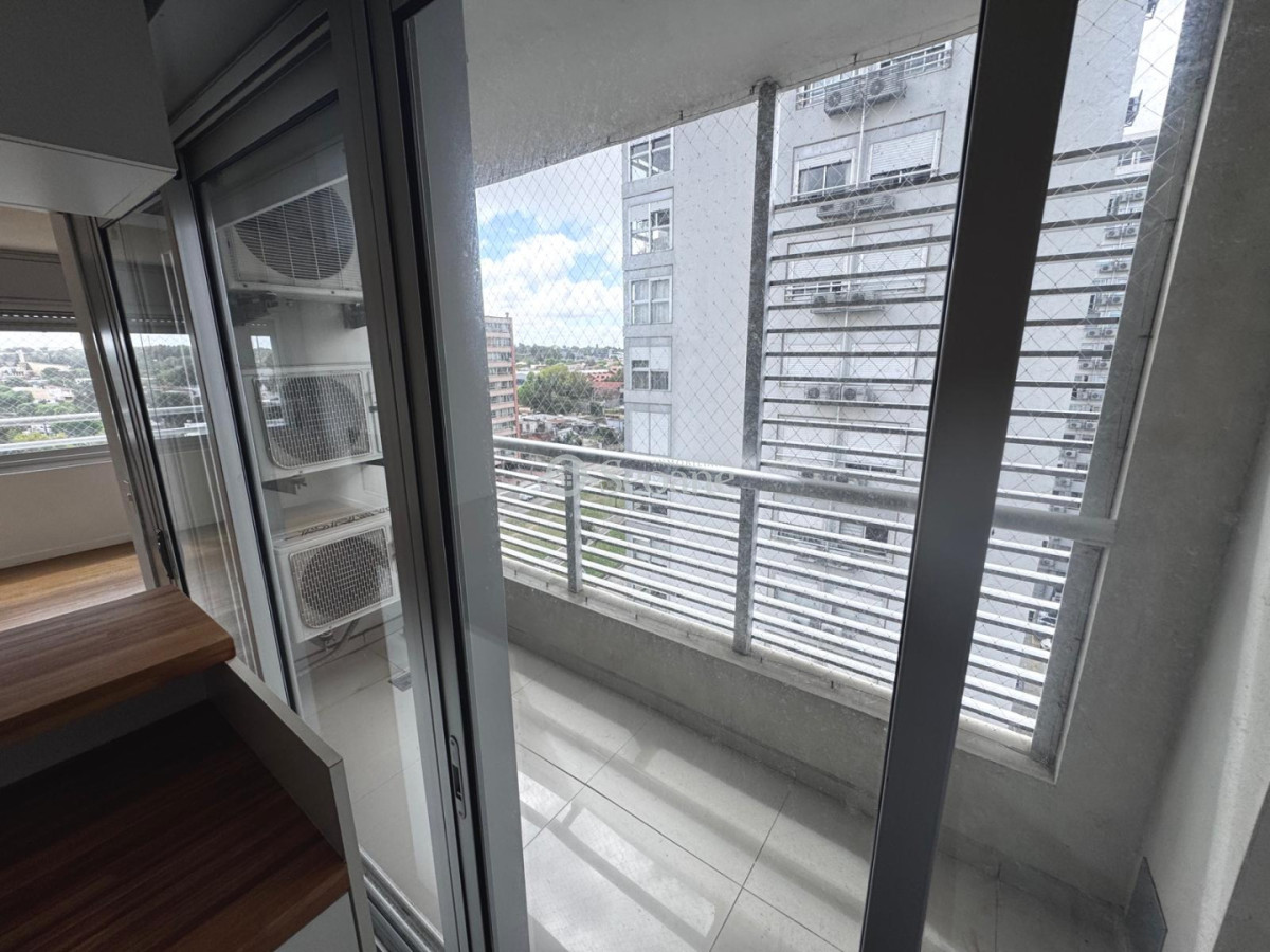 Apartamento ID.236 - E Tower, Al Frente, Piso Alto, Orientación Norte - Confort Y Seguridad