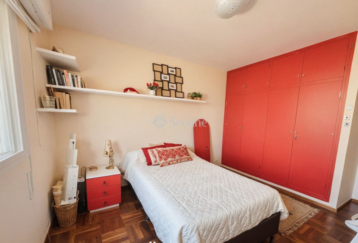 Apartamento ID.540 - Al frente con terraza, Rivera y Bustamante, Piso medio, reciclado