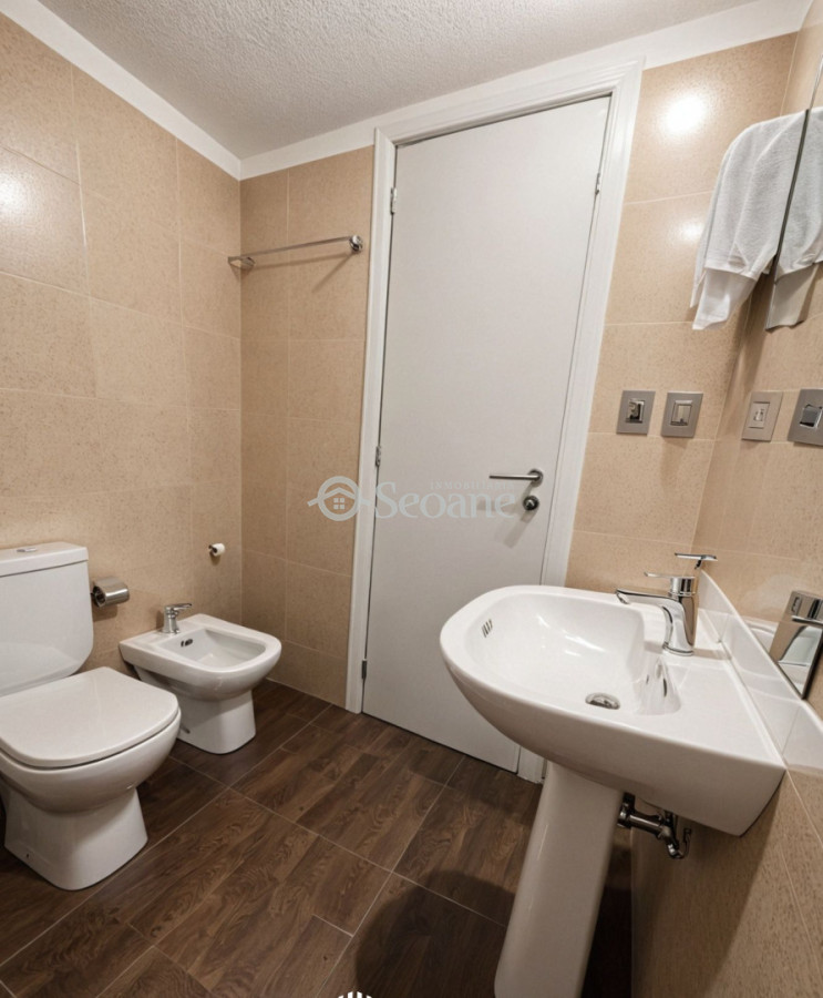 Apartamento ID.562 - Constituyente y Gaboto, al frente, con garaje