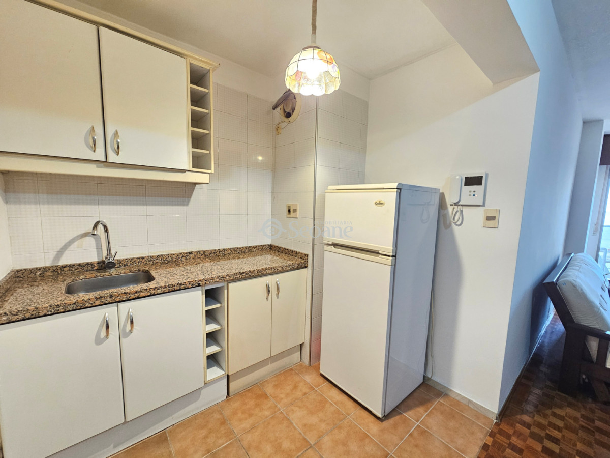 Apartamento ID.551 - Rambla Malvin - Al frente con terraza