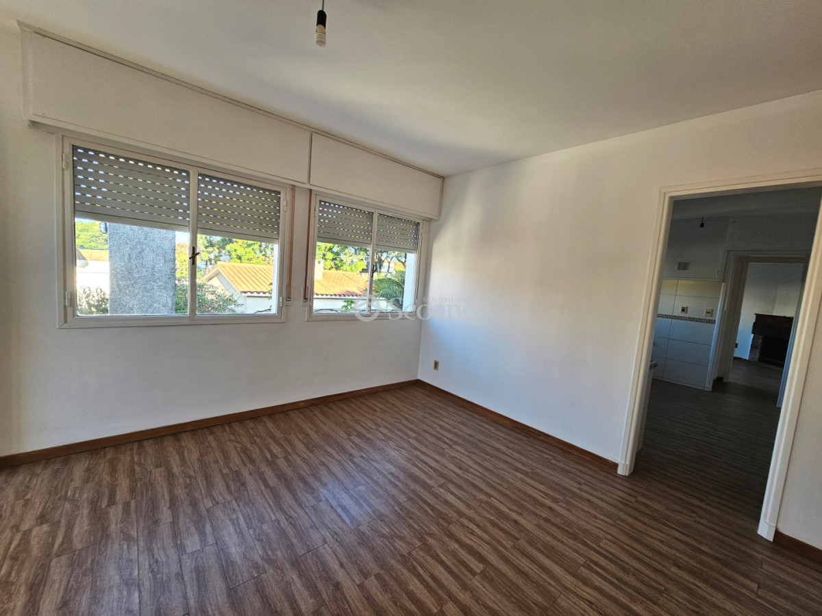 Apartamento ID.557 - Caramuru y Motivos de Proteo - Proximo al mar y servicios, con cochera