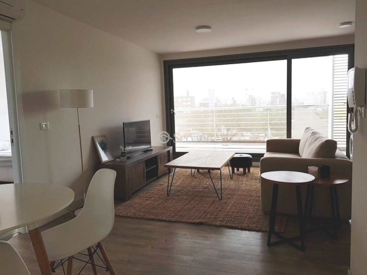 Apartamento ID.571 - A Pasos De La Rambla Y Del Golf, Moderno, Garaje Amplio