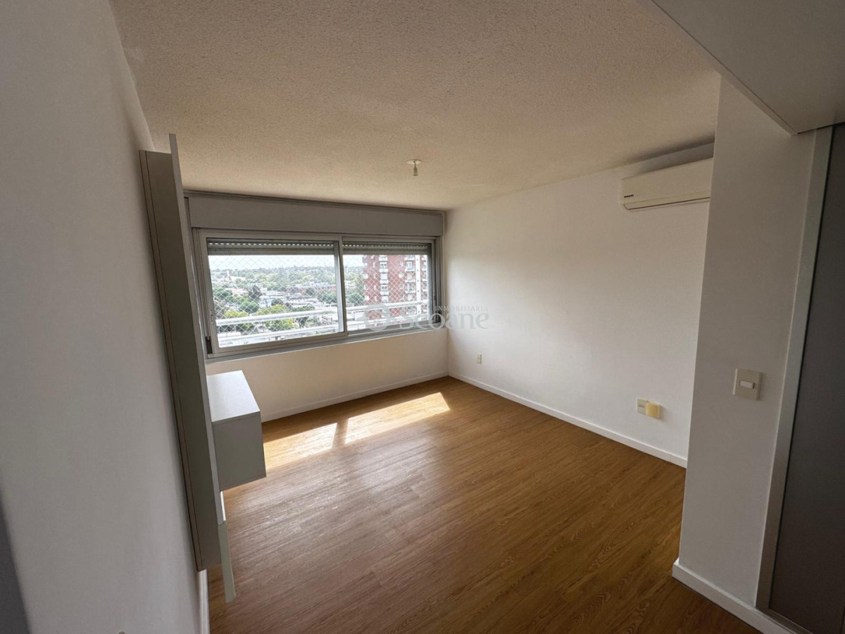 Apartamento ID.236 - E Tower, Al Frente, Piso Alto, Orientación Norte - Confort Y Seguridad