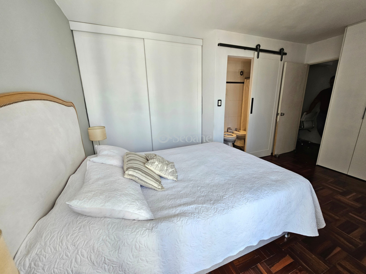 Apartamento ID.540 - Al frente con terraza, Rivera y Bustamante, Piso medio, reciclado