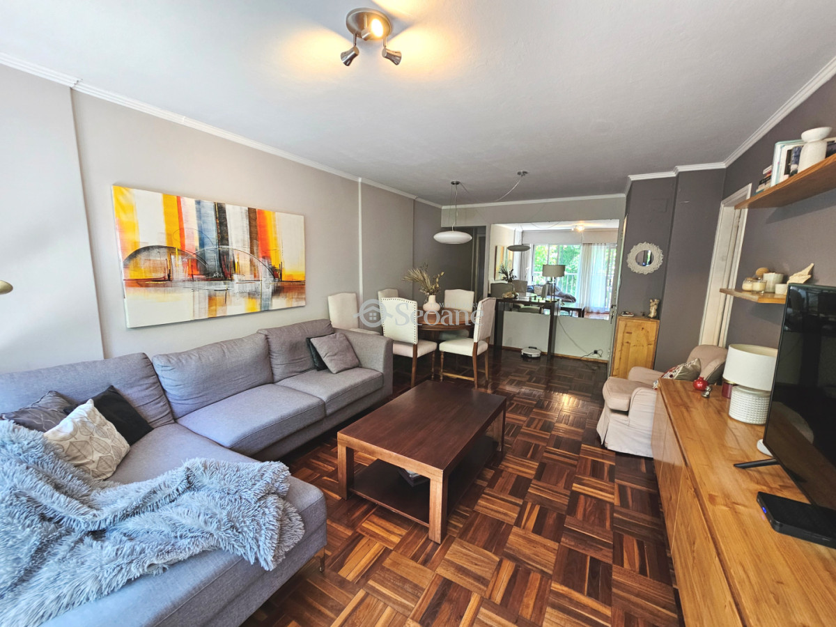 Apartamento ID.540 - Al frente con terraza, Rivera y Bustamante, Piso medio, reciclado