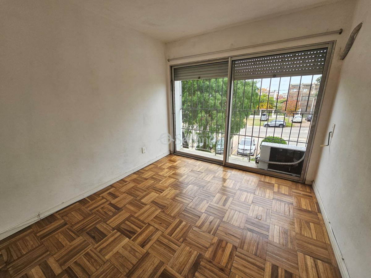Apartamento ID.245 - Al Frente, Luminoso, Estanislao Lopez Y C Del Uruguay