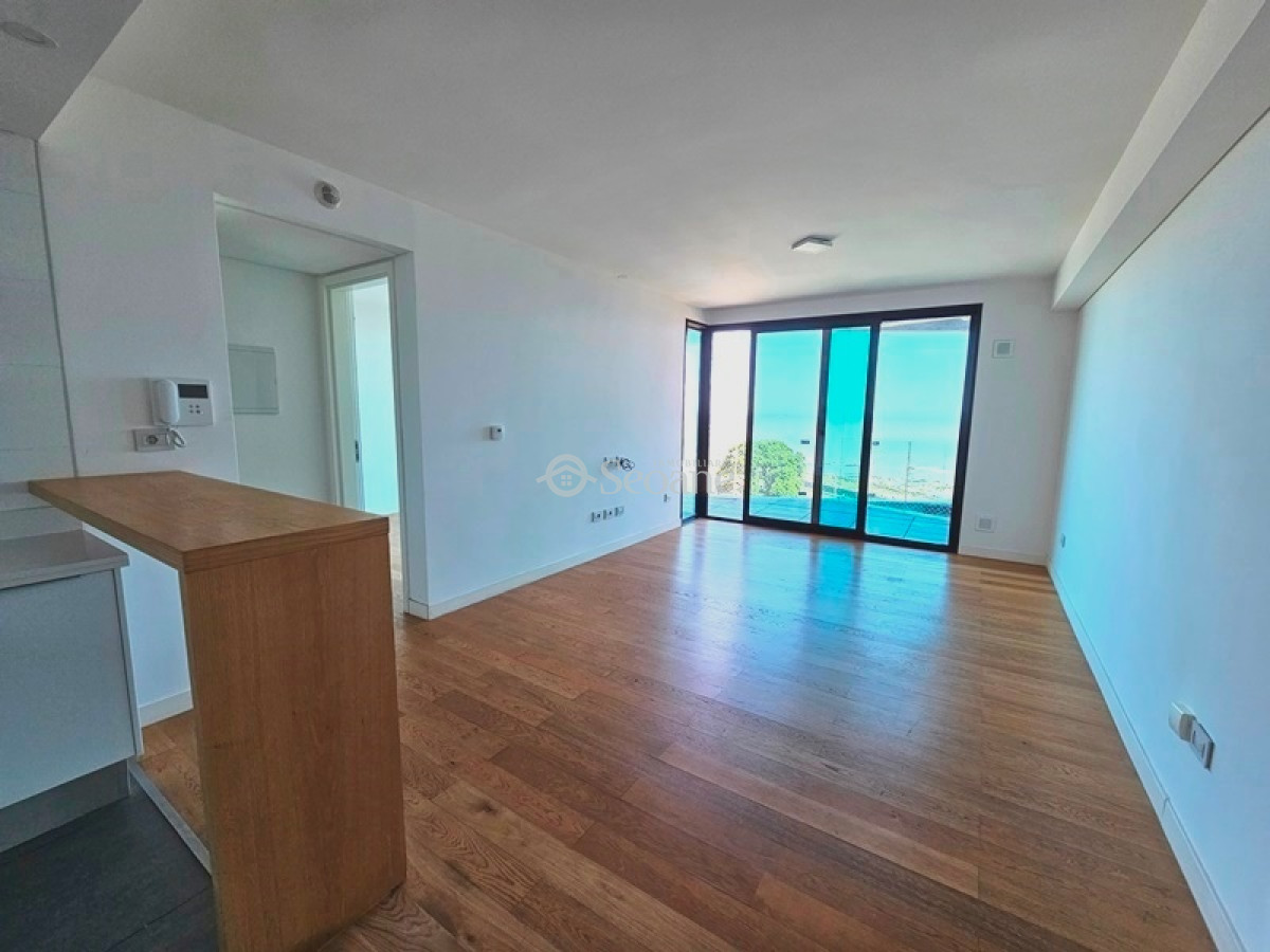 Apartamento ID.407 - Forum - Vista Al Mar, Piso Alto, Garaje - CON RENTA