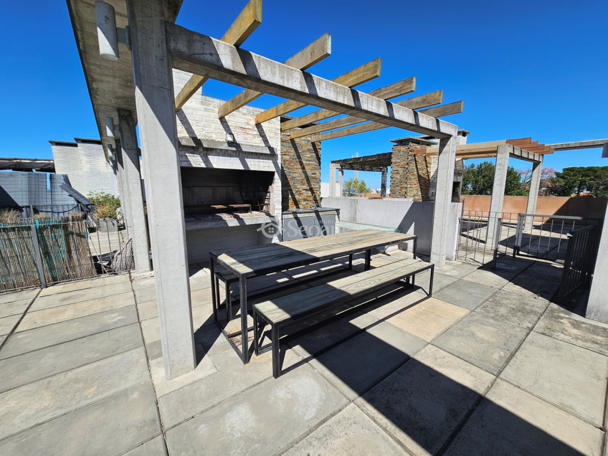 Apartamento ID.561 - Excelente opción - Próximo al mar y con parrillero de uso exclusivo