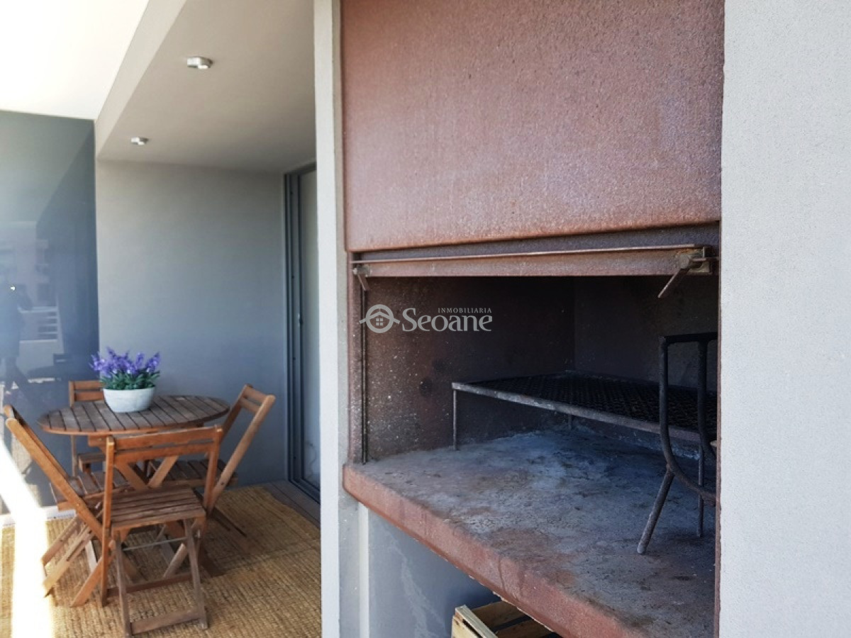 Apartamento ID.449 - A Pasos Del Golf Amoblado, Excelente Terraza Con Parrillero