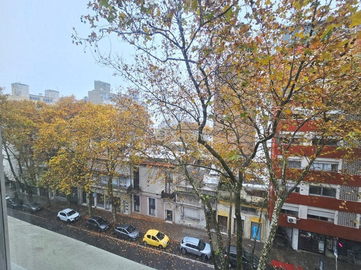 Apartamento ID.131 - Excelente - Al Frente, Quijano, A 2 Cuadras De 18, Proximo A La Imm