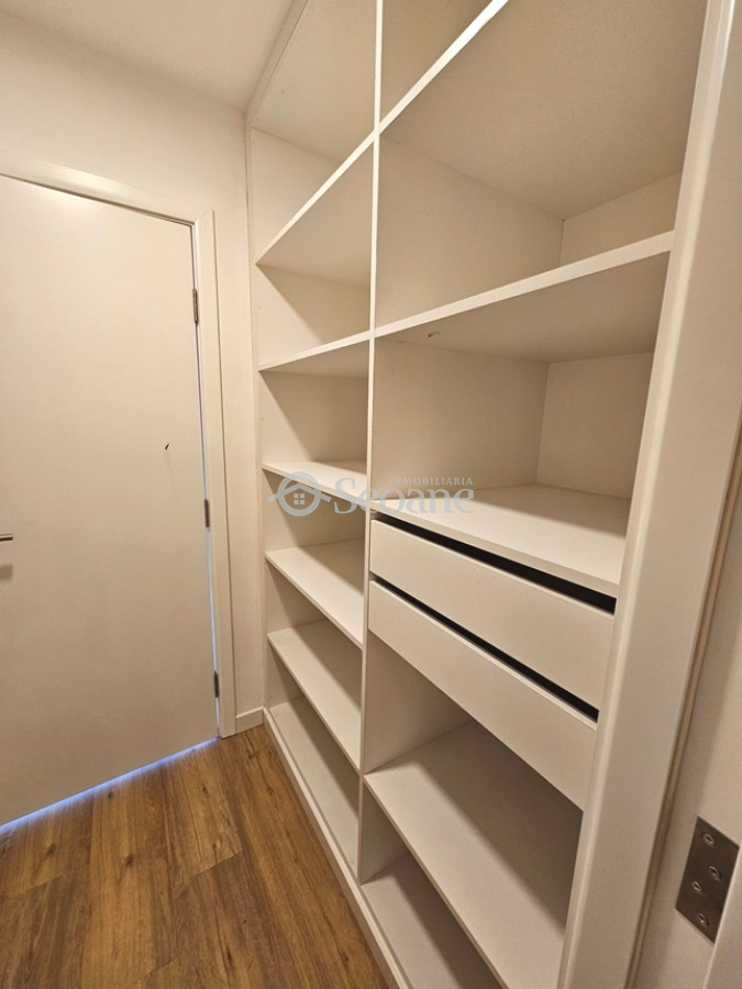 Apartamento ID.15 - Próximo A Servicios, Vista Lateral Al Lago, Parrillero Propio