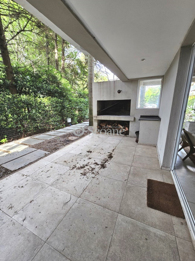 Apartamento ID.15 - Próximo A Servicios, Vista Lateral Al Lago, Parrillero Propio