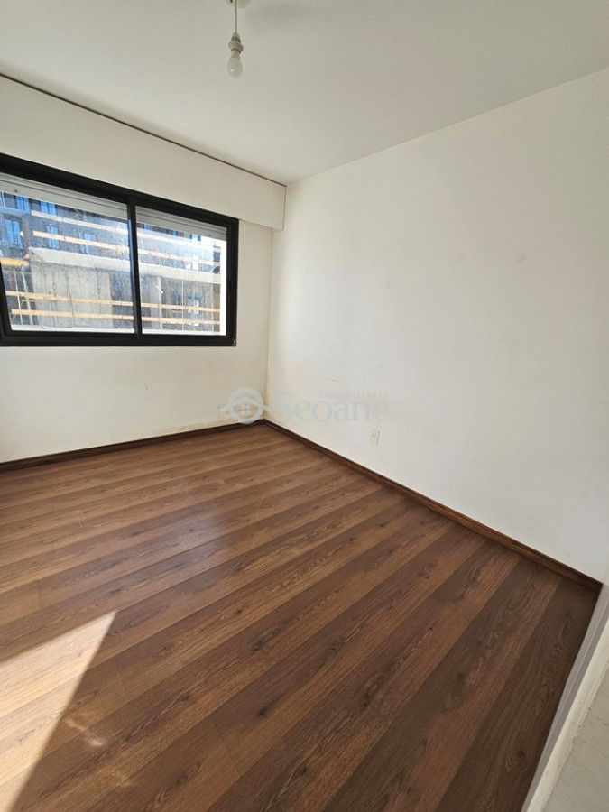 Apartamento ID.17 -  Rambla De Barra De Carrasco, Estufa A Leña, Parrillero, Piscina