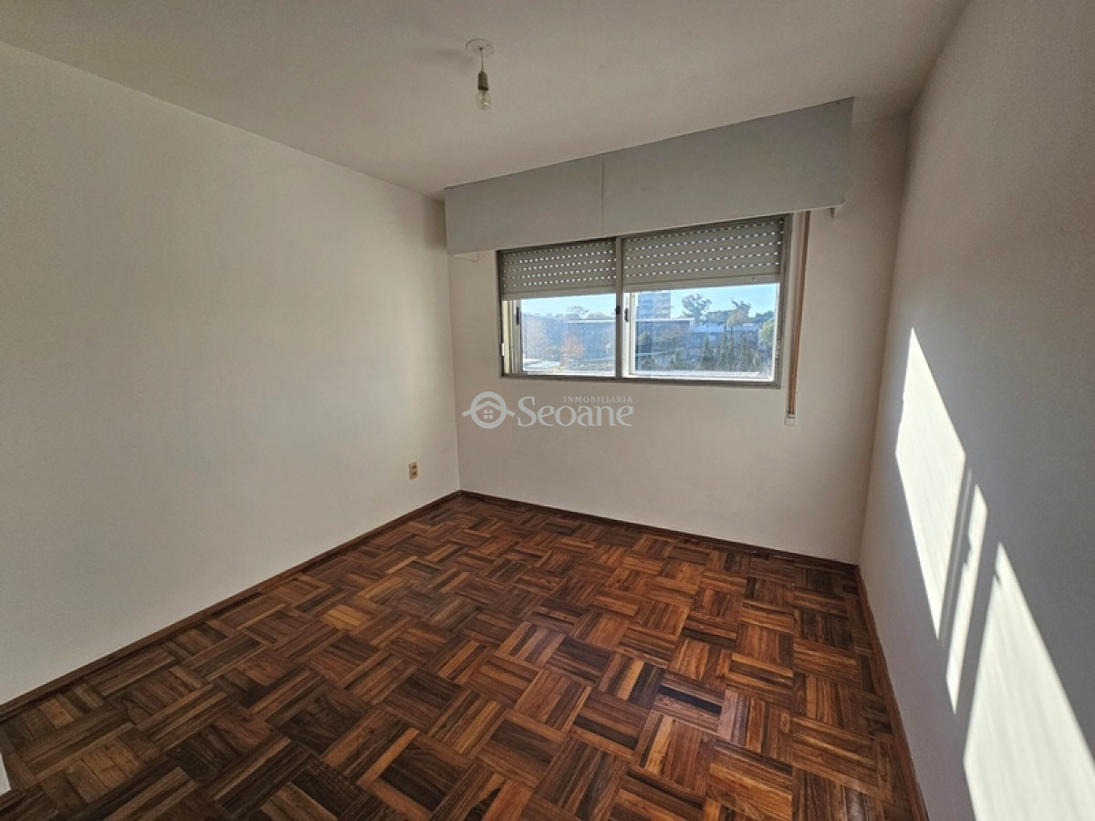 Apartamento ID.245 - Al Frente, Luminoso, Estanislao Lopez Y C Del Uruguay