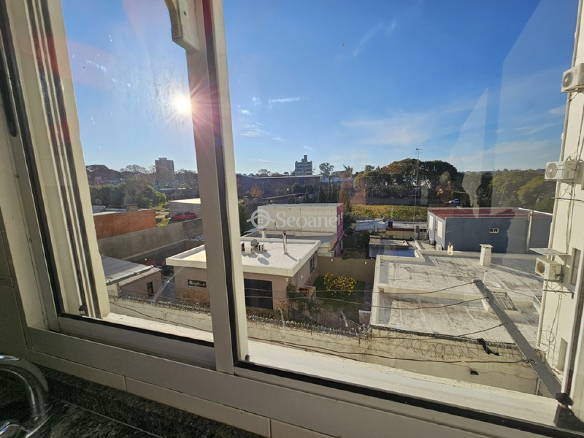 Apartamento ID.245 - Al Frente, Luminoso, Estanislao Lopez Y C Del Uruguay