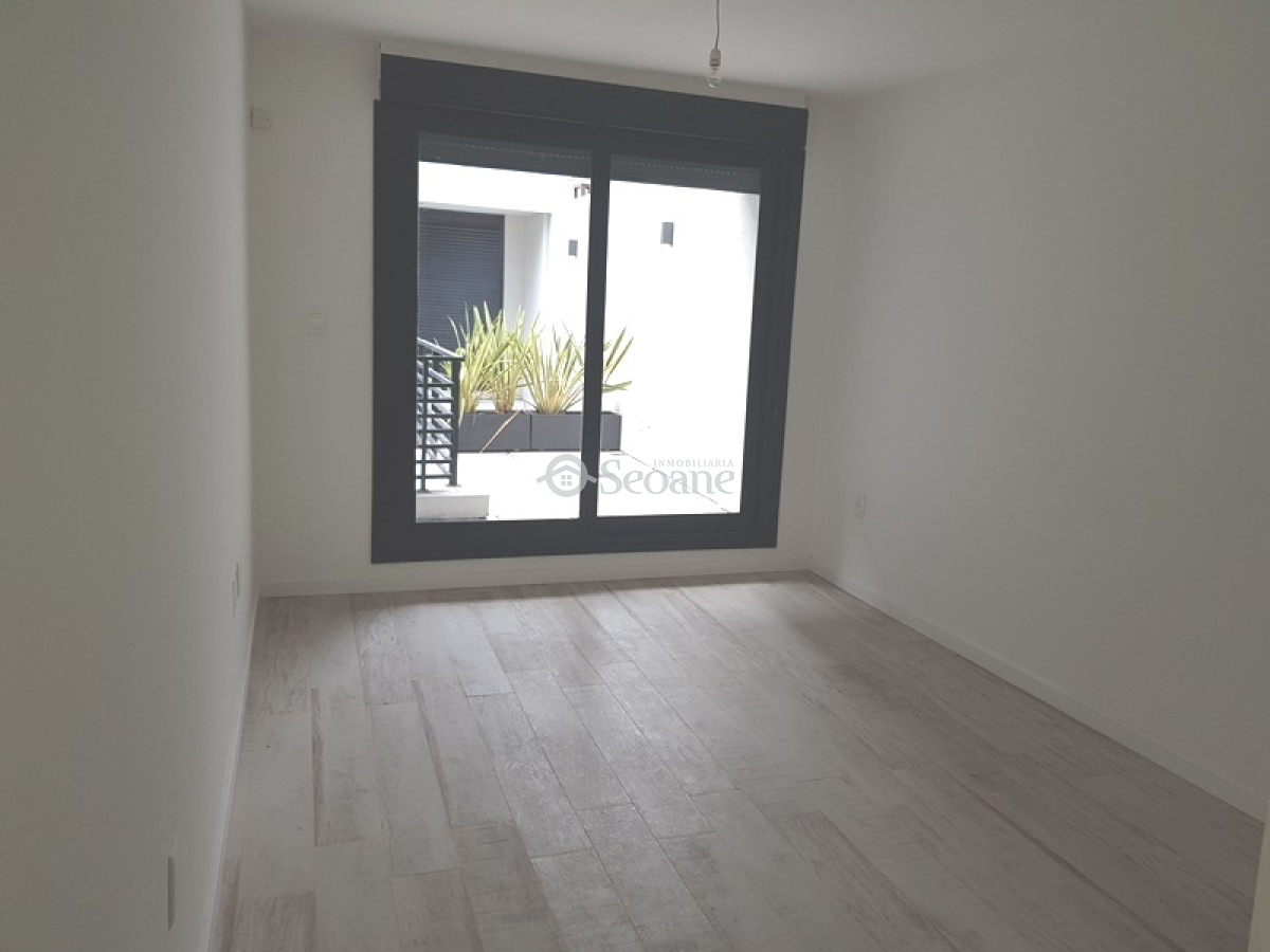 Apartamento ID.251 - Luminoso, Nuevo, Verdi, Con Amplia Terraza y parrillero
