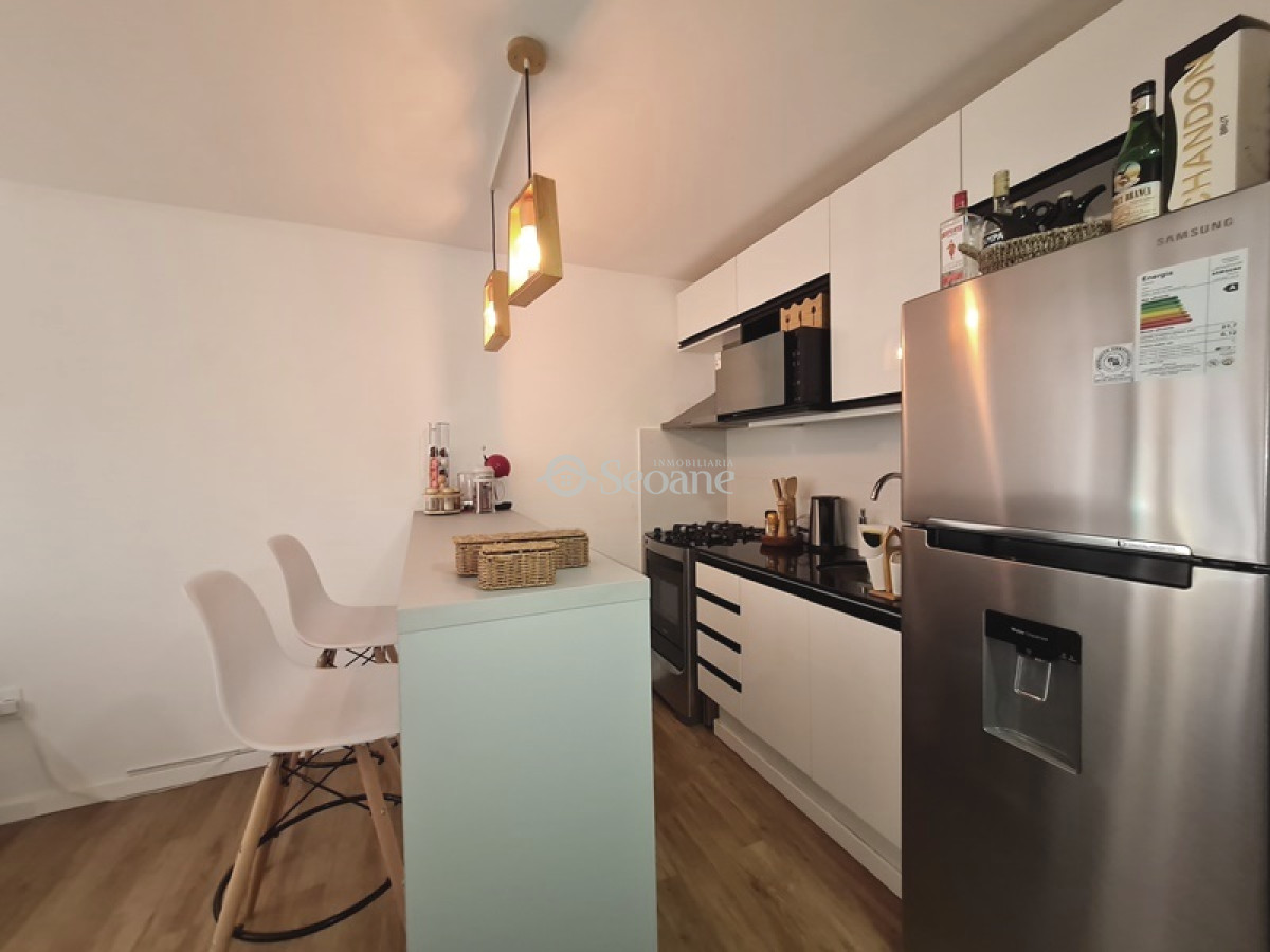 Apartamento ID.253 - Sobre Verdi, Amplia Terraza de uso exclusivo, Con Parrillero