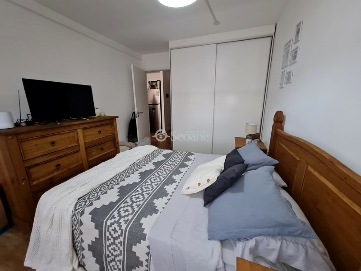 Apartamento ID.253 - Sobre Verdi, Amplia Terraza de uso exclusivo, Con Parrillero