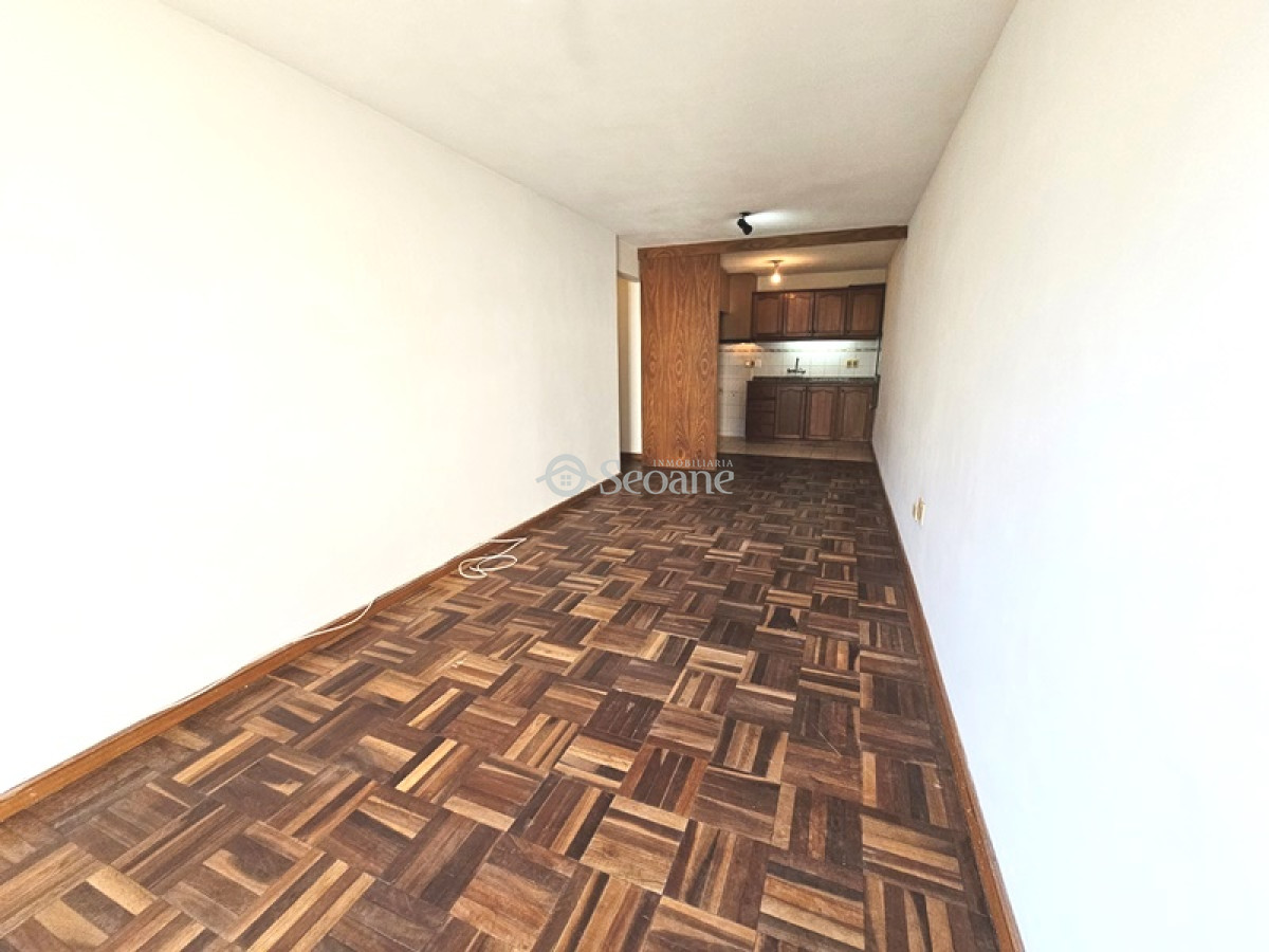 Apartamento ID.335 - Oportunidad - Solano Antuña A Pasos De 21 De Setiembre, Al Frente