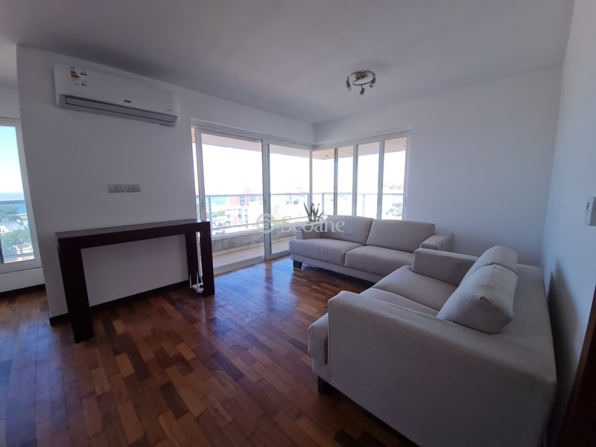 Apartamento ID.33 - Vista Al Mar, Equipado, Diamantis, Piso Alto - Con 2 Cocheras