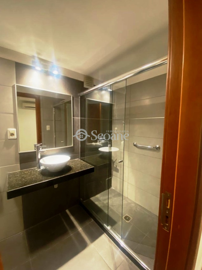 Apartamento ID.376 - Ponce Y Pouey - Reciclado, Con Garaje, Patio Y Terraza