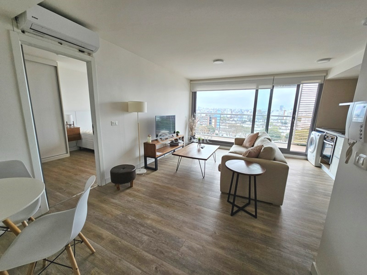 Apartamento ID.435 - A Pasos De La Rambla Y Del Golf, Moderno, Garaje Amplio, Piso Alto