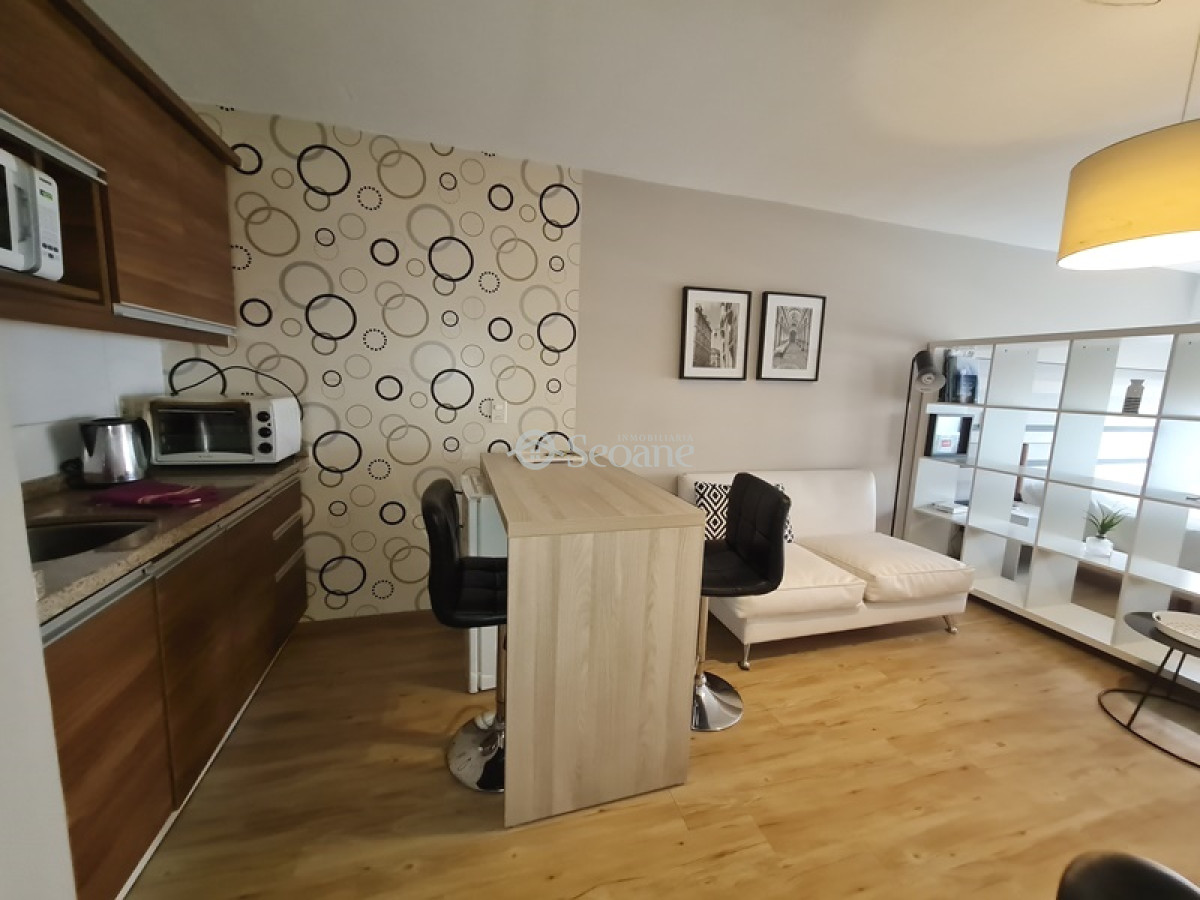 Apartamento ID.458 - 21 De Setiembre Y Benito Blanco, Al Frente, Terraza, Equipado