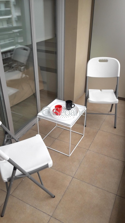 Apartamento ID.458 - 21 De Setiembre Y Benito Blanco, Al Frente, Terraza, Equipado