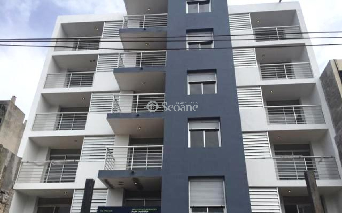 Apartamento ID.4 - Agraciada Y San Fructuoso, Piso alto, Luminoso